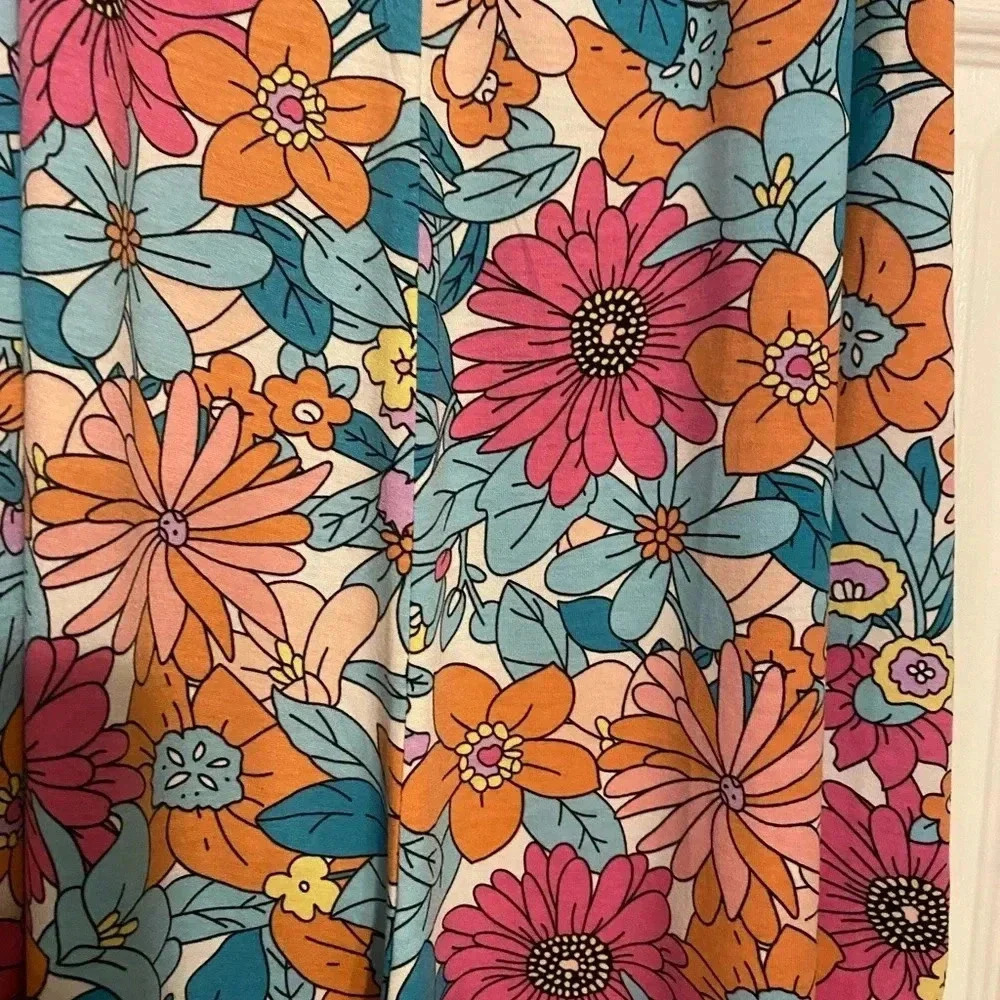 Floral Jumpsuit from a boutique - Picture 3 of 4